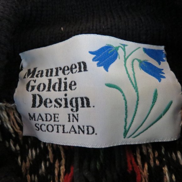 VINTAGE Maureen Goldie Scotland 100% Wool Black Red Poppy Knit Cardigan - Picture 15 of 16